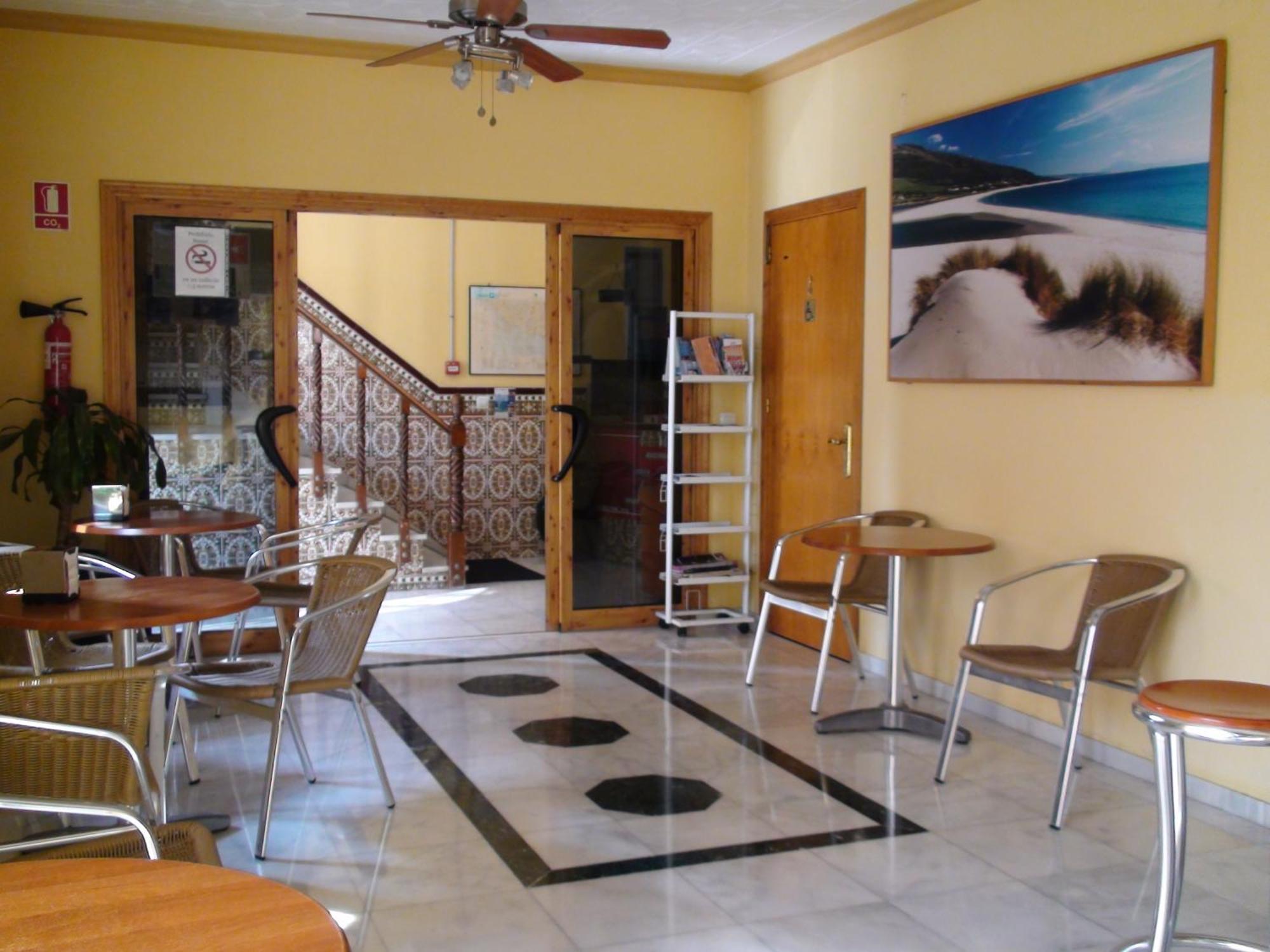 Hotel Hostal Tarik Tarifa Exterior foto